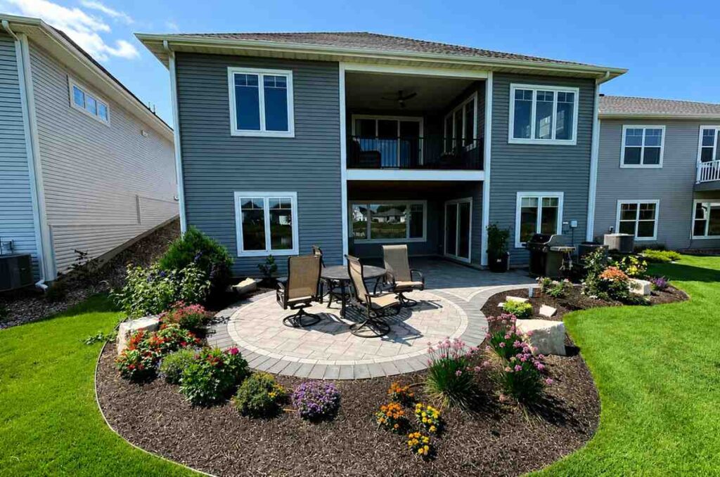 outdoor living spaces in carver